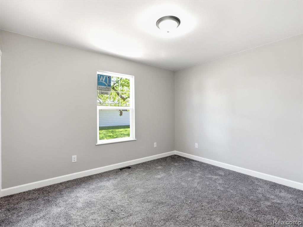 2971 Beach Road, Port Huron, MI 48060 — Photo 20