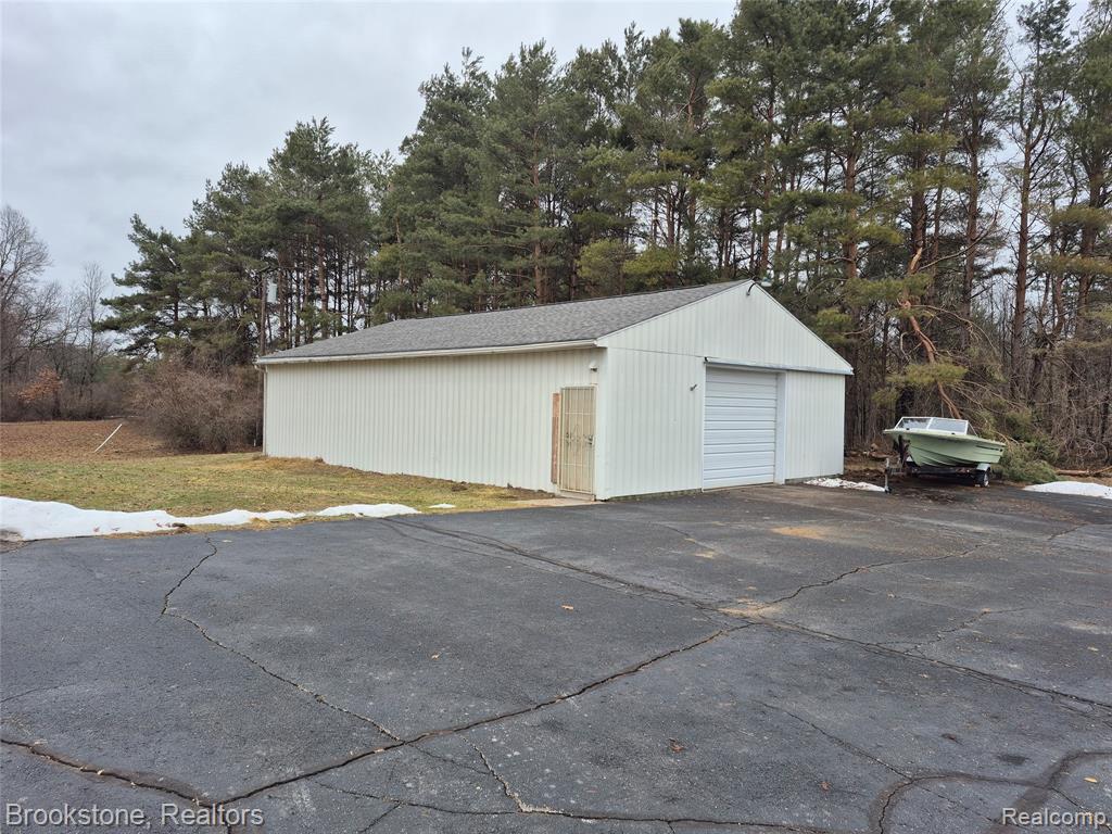 1100 Lockwood Road, Ortonville, MI 48462 — Photo 6