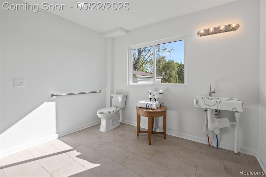 46972 McKenna Drive, Macomb, MI 48044 — Photo 9