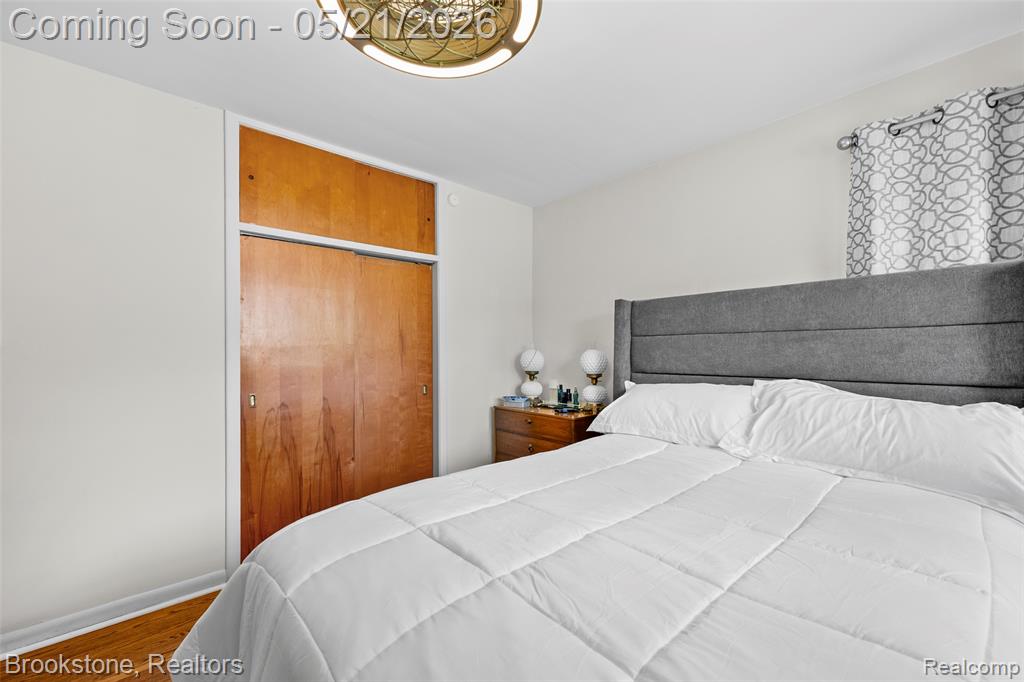 18474 Beverly Road, Beverly Hills, MI 48025 — Photo 16