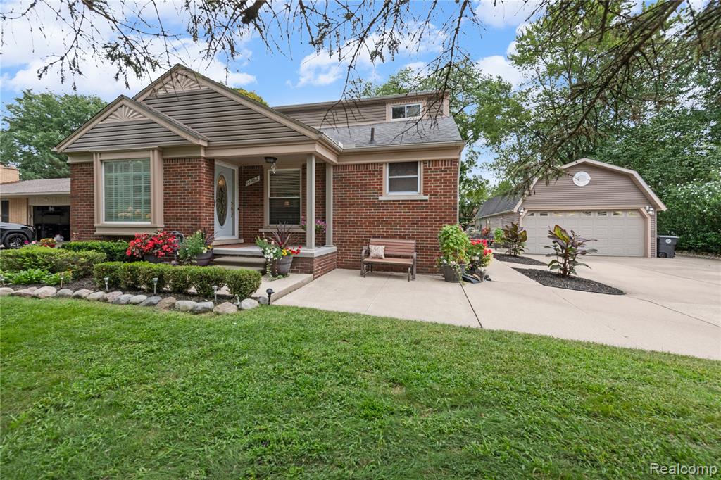 14962 Beatrice Street, Livonia, MI, 48154