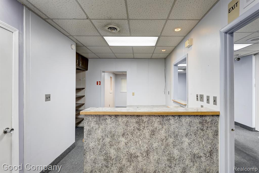 26095 W 6 Mile Road, Redford, MI, 48240