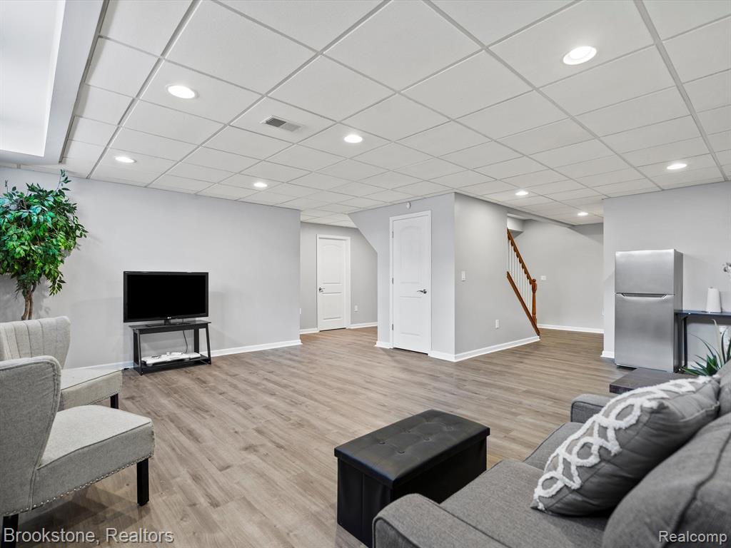 50629 NESTING RIDGE Drive, Macomb, MI 48044 — Photo 43