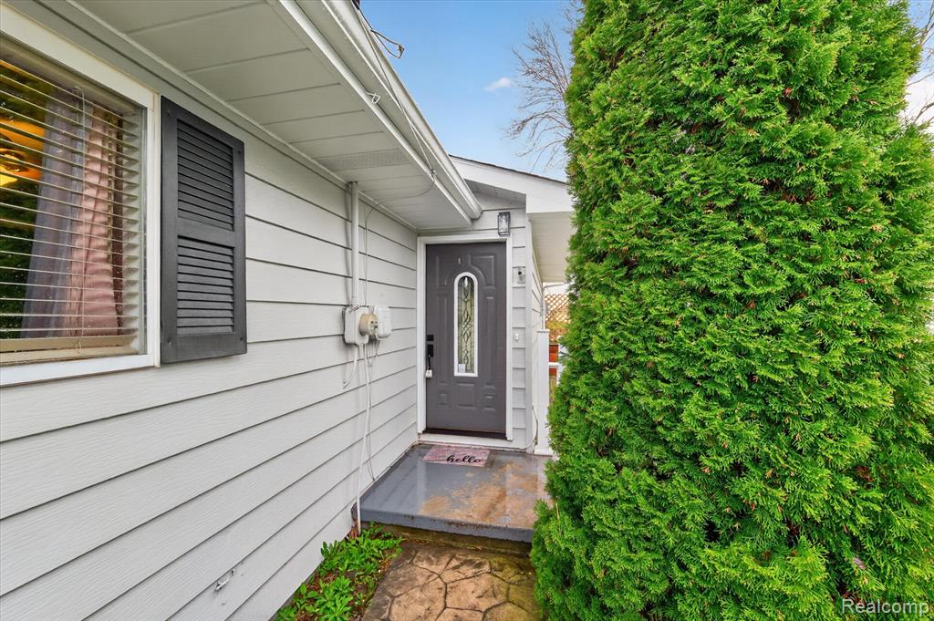 433 Walnut Drive, East China, MI — Photo 5