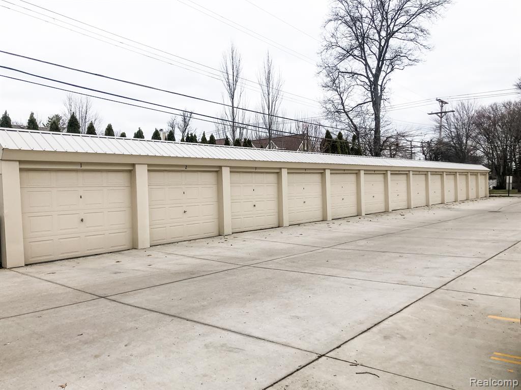 721 N ETON Street, Birmingham, MI 48009 — Photo 3