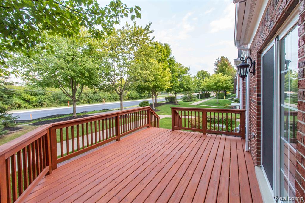 41632 Mitchell Road, Novi, MI — Photo 37