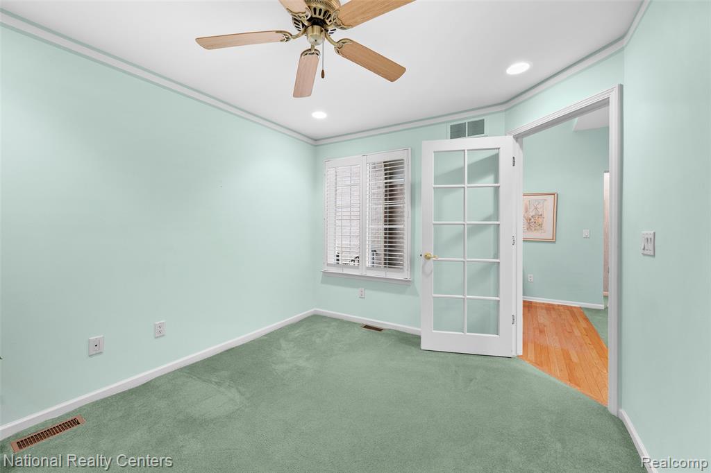 49455 N Glacier Avenue, 43, Northville, MI 48168 — Photo 25