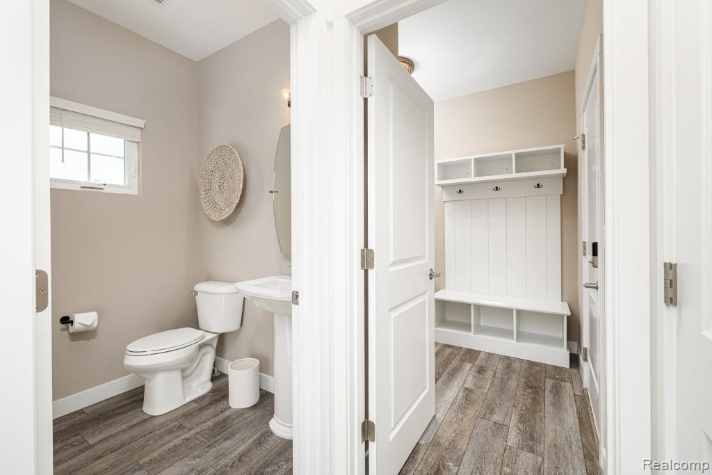 9261 Regency Boulevard, Pinckney, MI 48169 — Photo 18