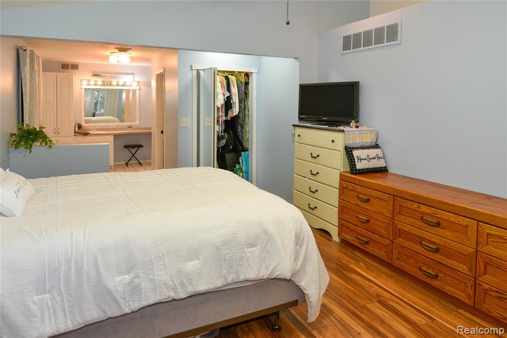 47940 Mallard Drive, Chesterfield, MI 48047 — Photo 28
