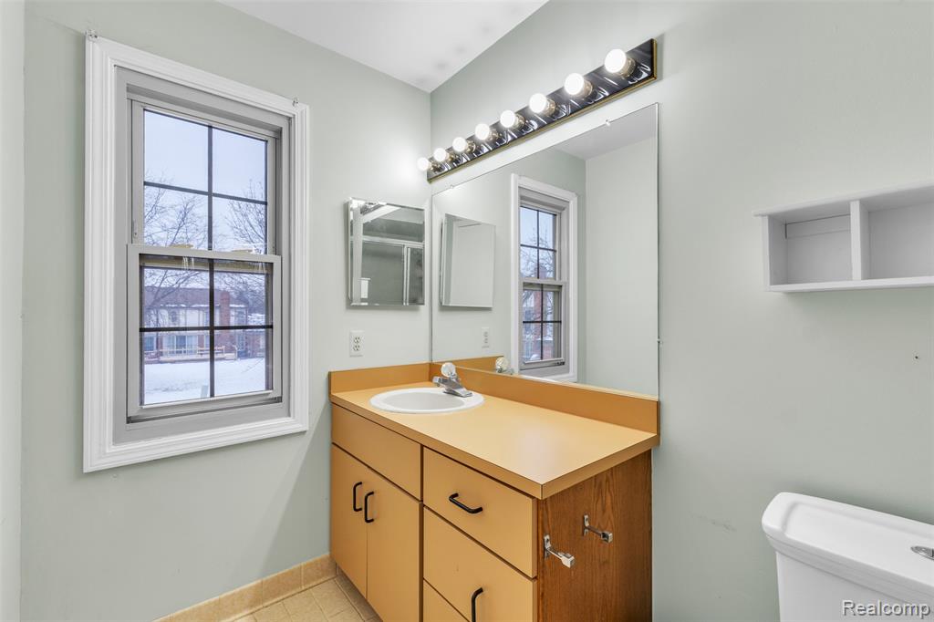 49285 Ashley Court, Shelby Twp, MI 48315 — Photo 43