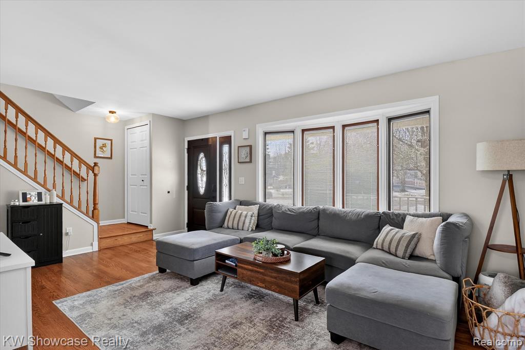 622 Elizabeth Street, Milford, MI 48381 — Photo 10