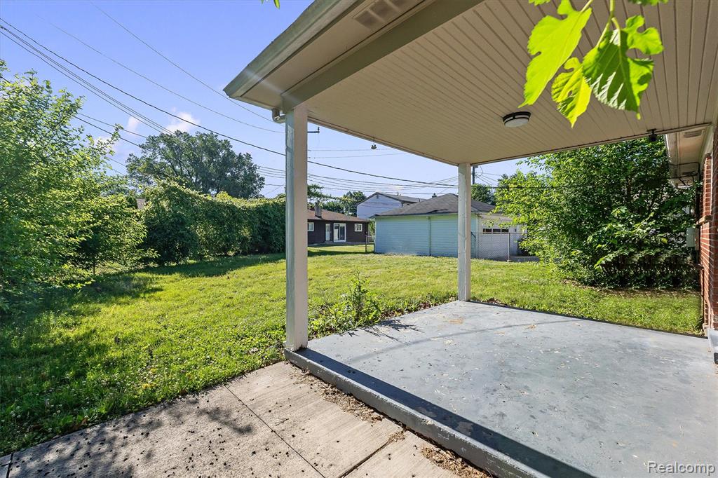 23520 Marlow Street, Oak Park, MI 48237 — Photo 31