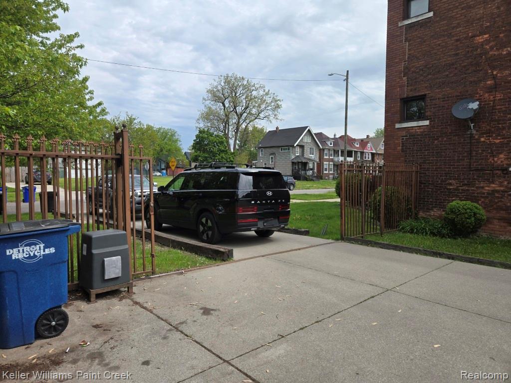 268 Marston Street, Detroit, MI 48202 — Photo 5