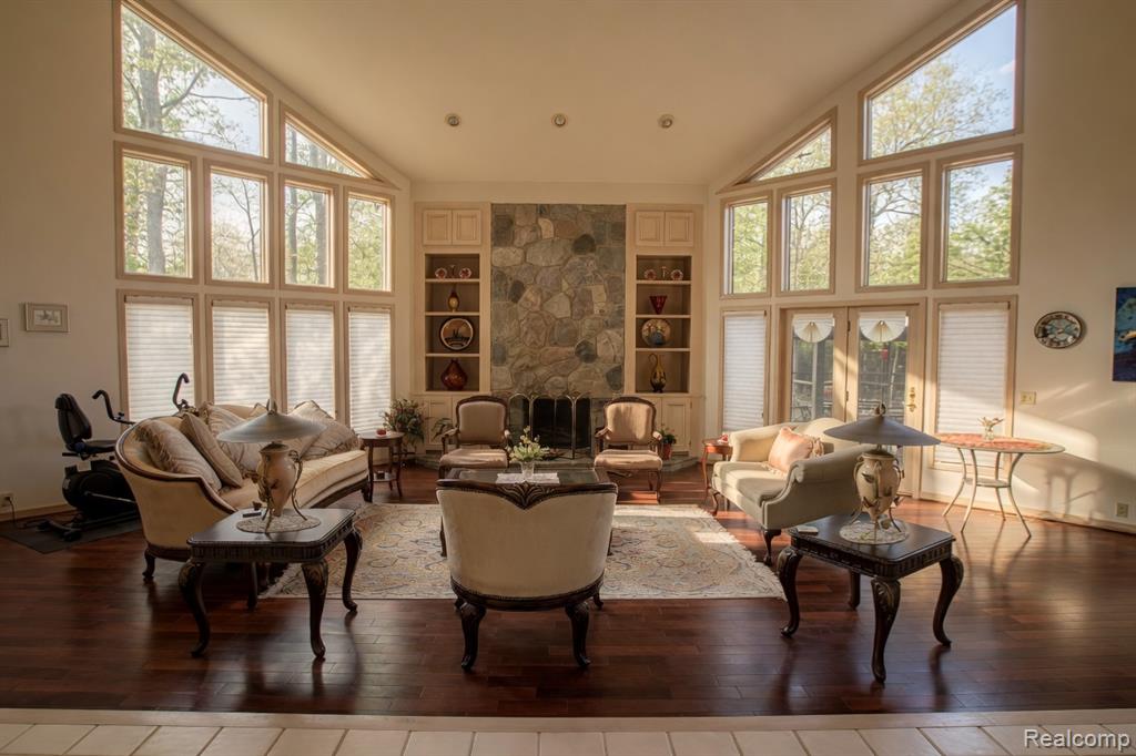 1305 Kings Pointe Road, Grand Blanc, MI 48439 — Photo 33