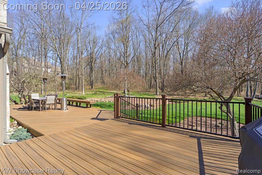 1631 Mystic Hills Drive, Milford, MI 48380 — Photo 7