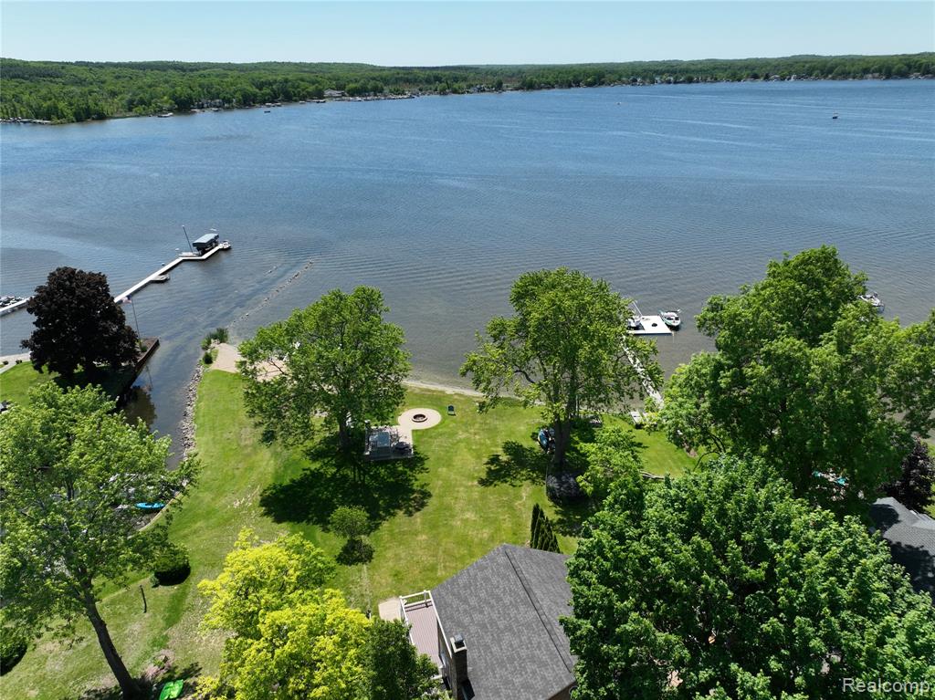 9619 Portage Lake Avenue, Pinckney, MI 48169 — Photo 32