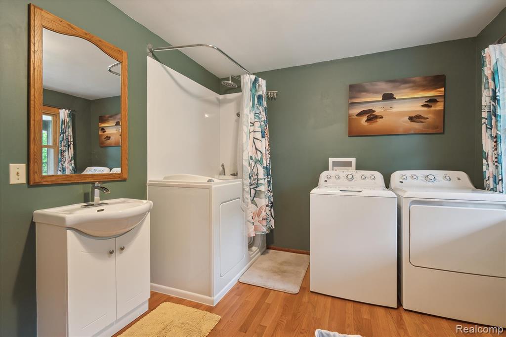 2057 W Brown Road, Mayville Vlg, MI 48744 — Photo 19