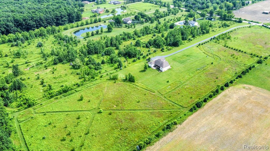 7396 Elms Road, Swartz Creek, MI 48473 — Photo 64