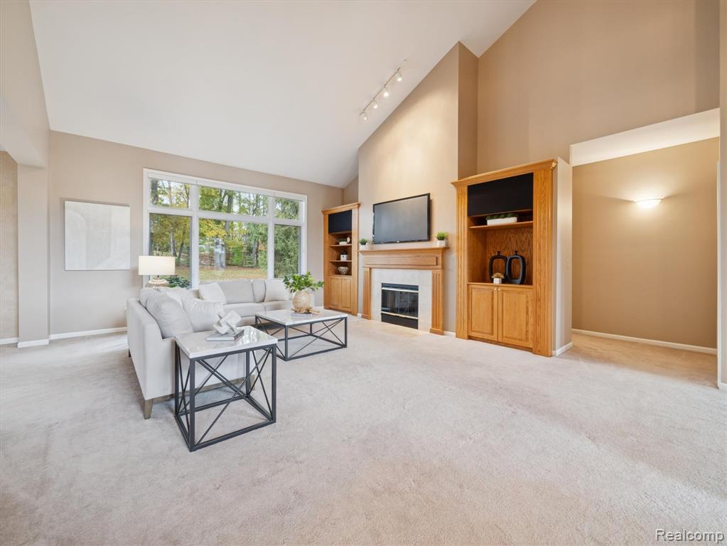 4435 Driftwood Drive, Commerce Twp, MI 48382 — Photo 8