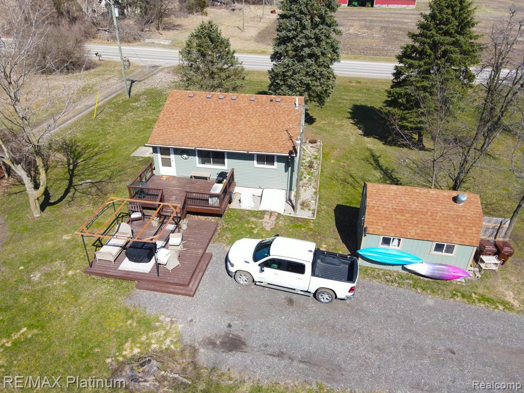 7285 MASON Road, Fowlerville, MI 48836 — Photo 33