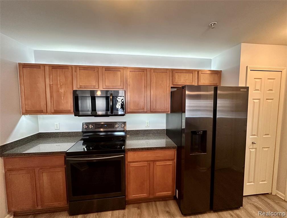 2393 Arcadia Drive, Canton, MI 48188 — Photo 18