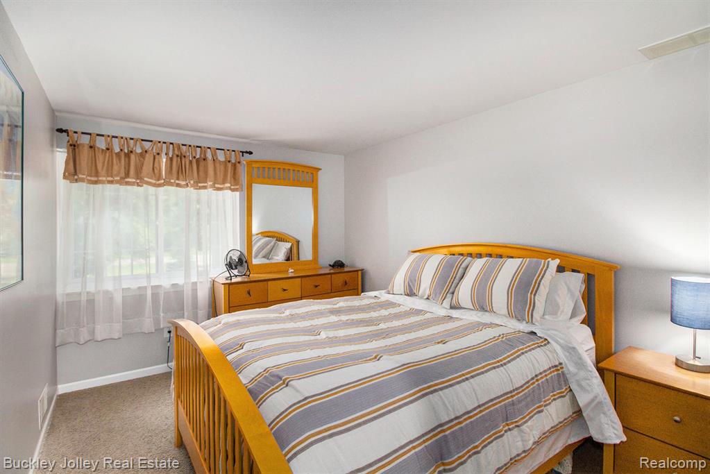 8900 Rickett Road, Brighton, MI 48116 — Photo 10
