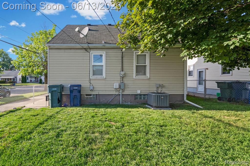 893 Ford Boulevard, Lincoln Park, MI 48146 — Photo 27