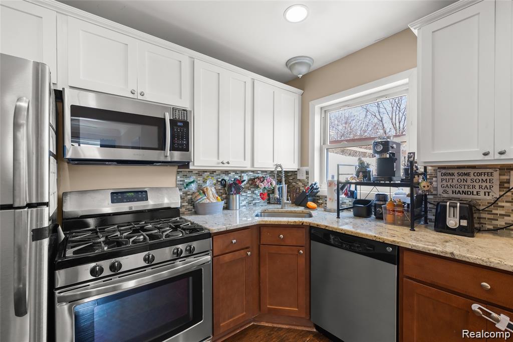 6452 Arcola Street, Garden City, MI — Photo 6