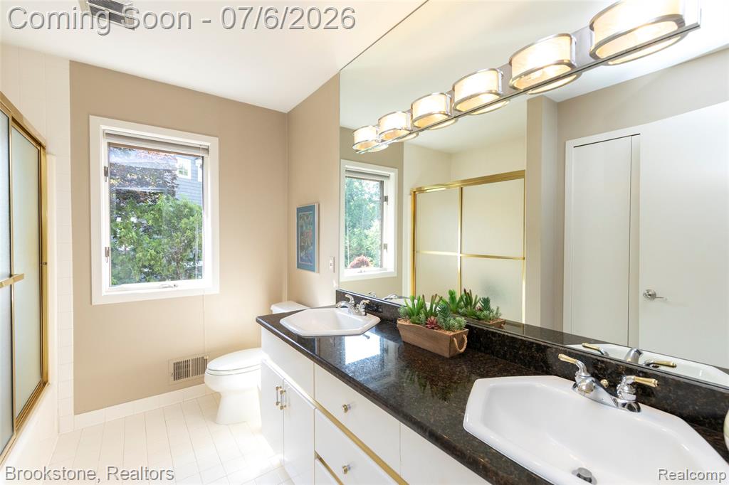 7215 DEER LAKE Court, Clarkston, MI — Photo 34