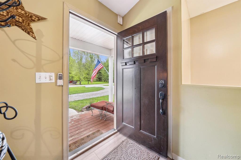 4438 PINEGROVE Drive, Dryden, MI 48428 — Photo 6