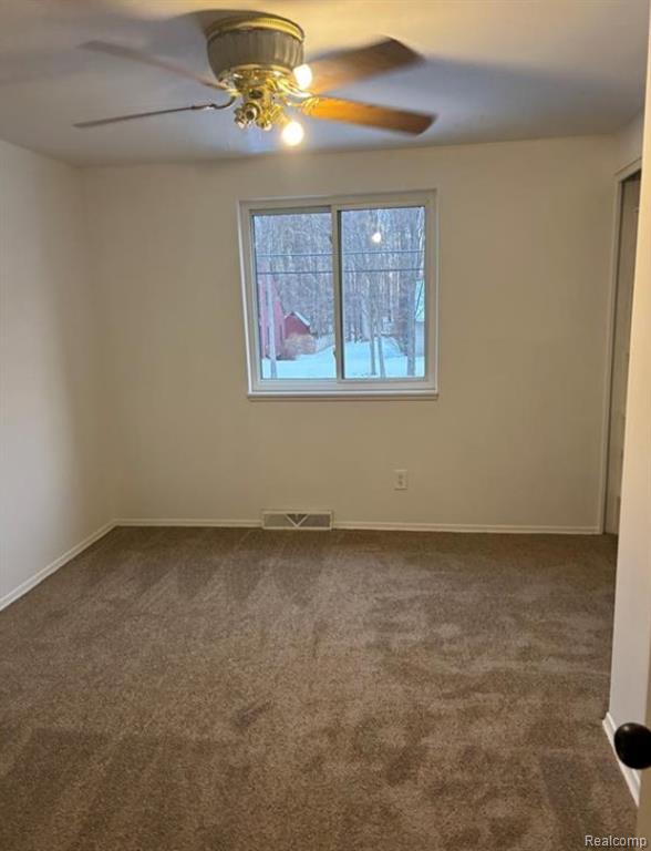6099 Brookwood Drive, Burton, MI 48509 — Photo 11