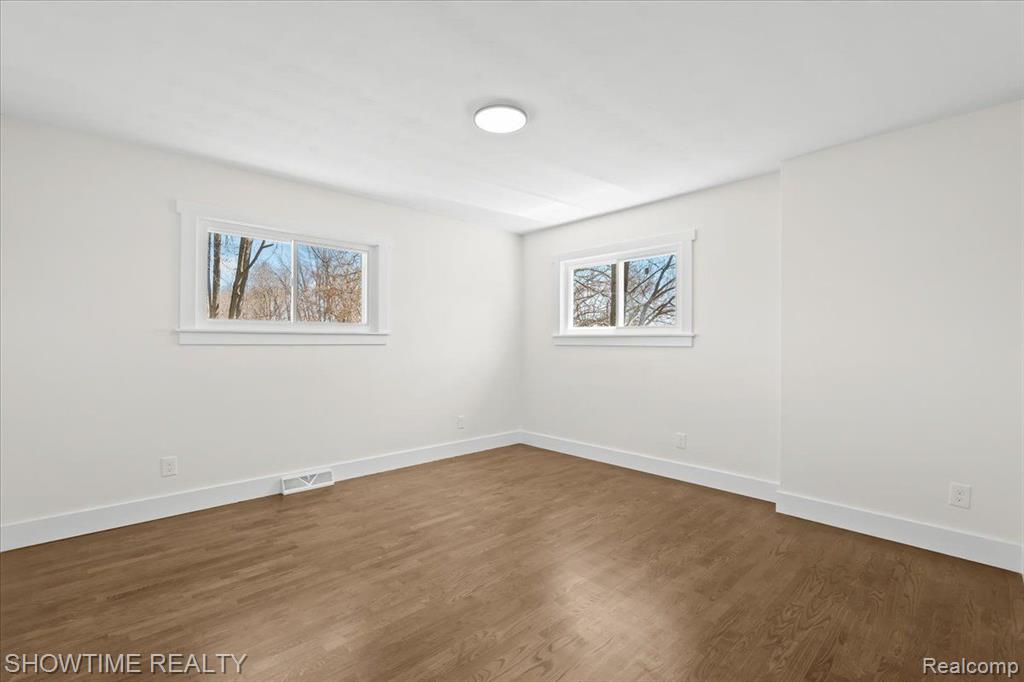 7100 DEWEESE Road, Jackson, MI 49201 — Photo 32