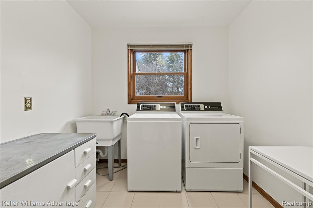 47040 Elmsmere Drive, Northville, MI 48167 — Photo 23