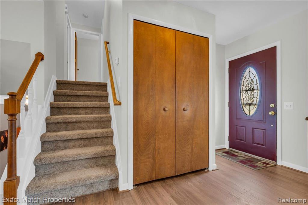 7180 HOWELL Avenue, Waterford, MI 48327 — Photo 16