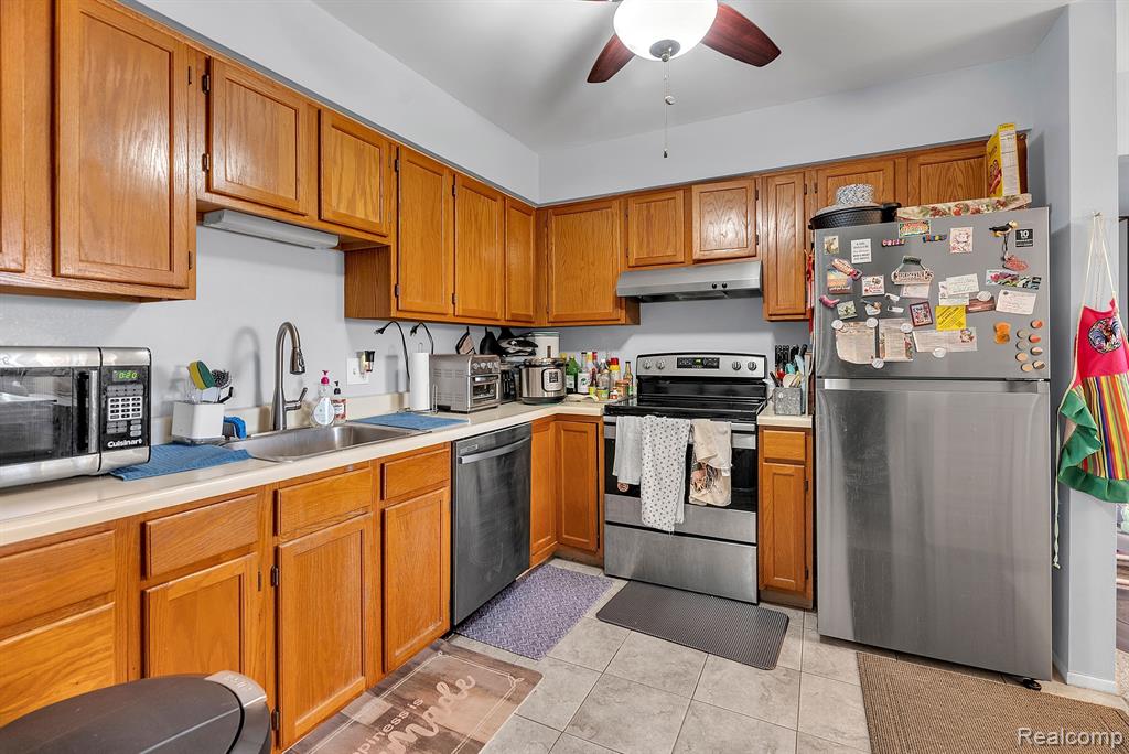 470 Baldwin Avenue, 31, Rochester, MI 48307 — Photo 15