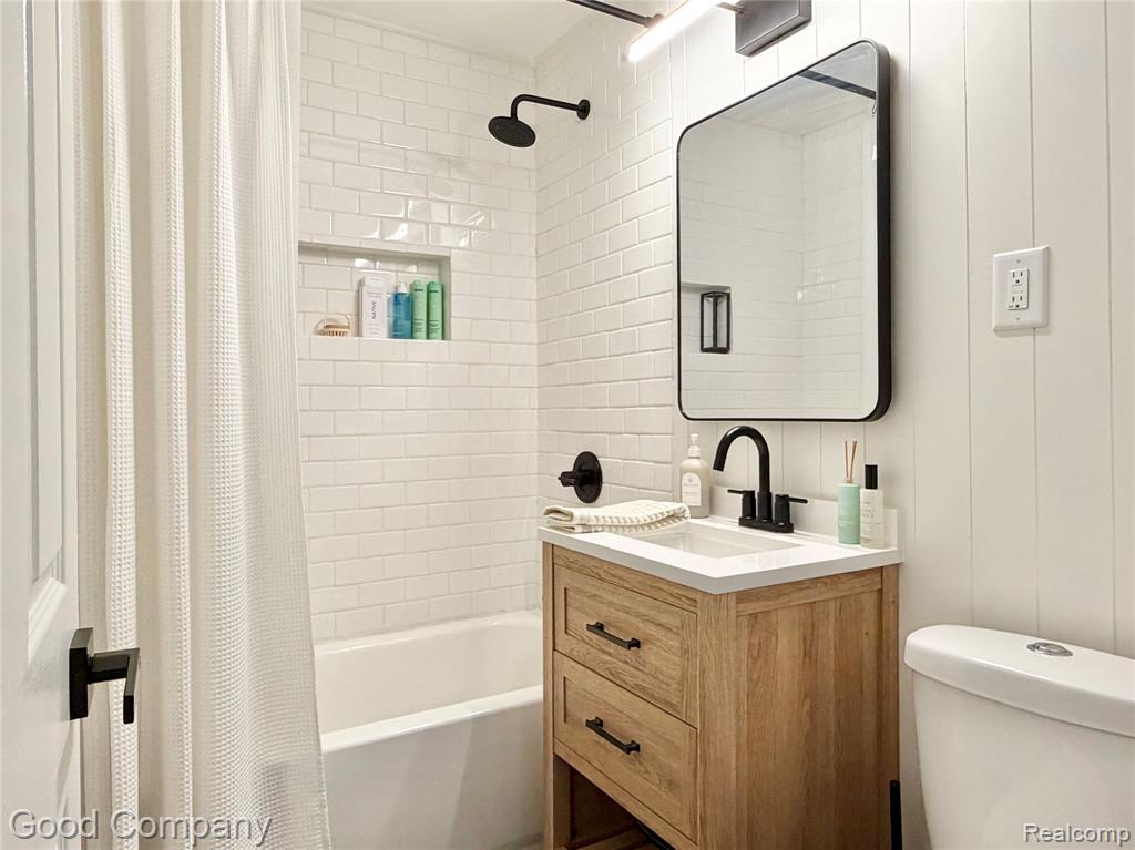 626 E Windemere Avenue, Royal Oak, MI 48073 — Photo 31