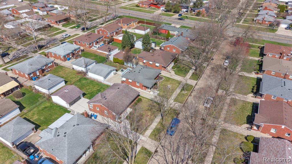 8701 Glengary Street, Dearborn Heights, MI 48127 — Photo 31