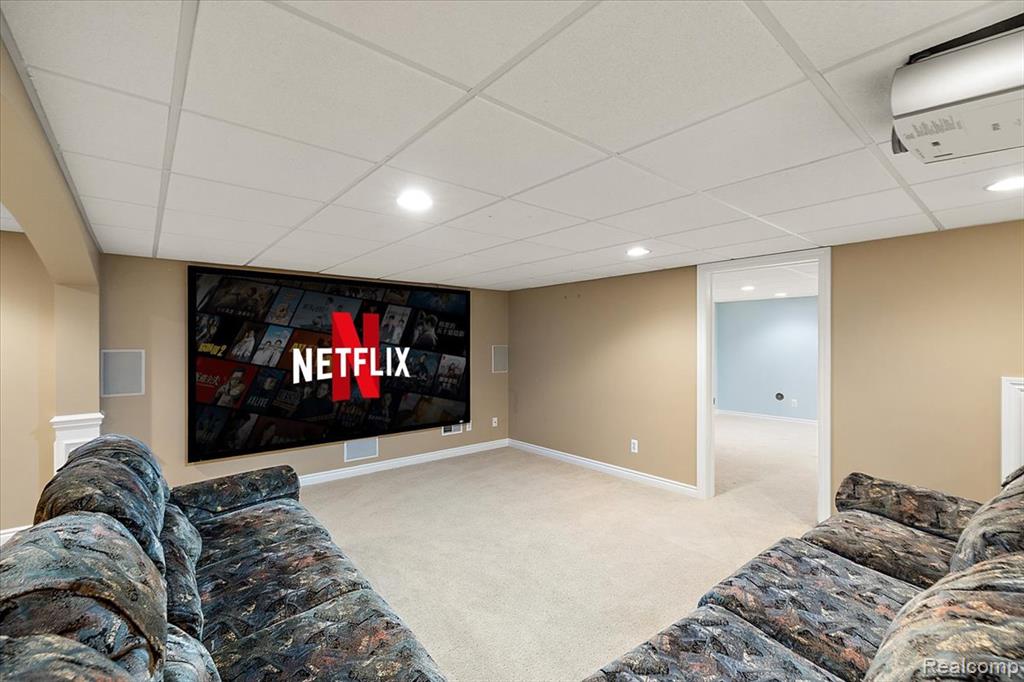 49763 Decker Drive, Shelby Twp, MI 48317 — Photo 41