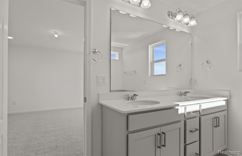 5574 East Spaniel Drive, Ann Arbor, MI 48108 — Photo 15