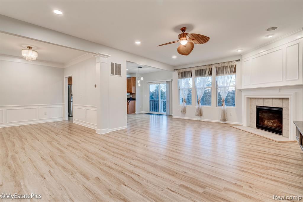 45101 BARTLETT Drive, Novi, MI — Photo 8