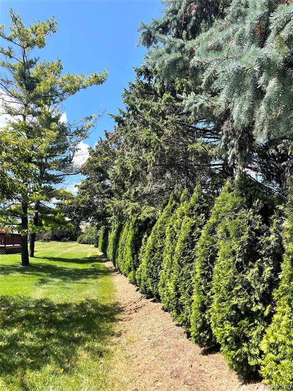 5859 Calgary Court, Sterling Heights, MI 48314 — Photo 9