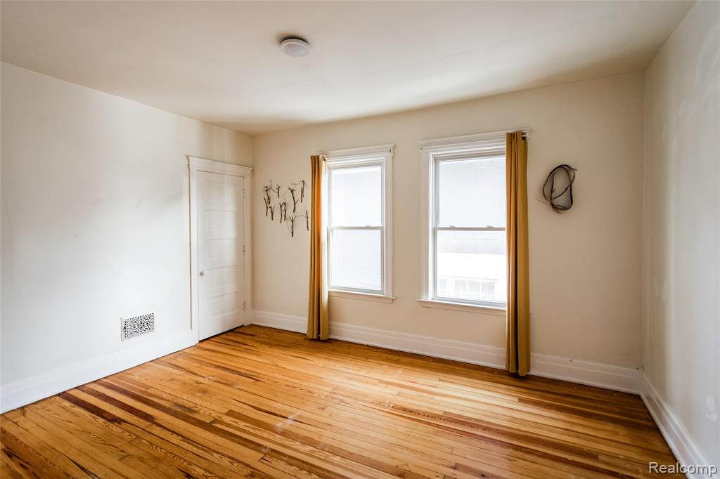 708 W Euclid Street, Detroit, MI 48202 — Photo 16
