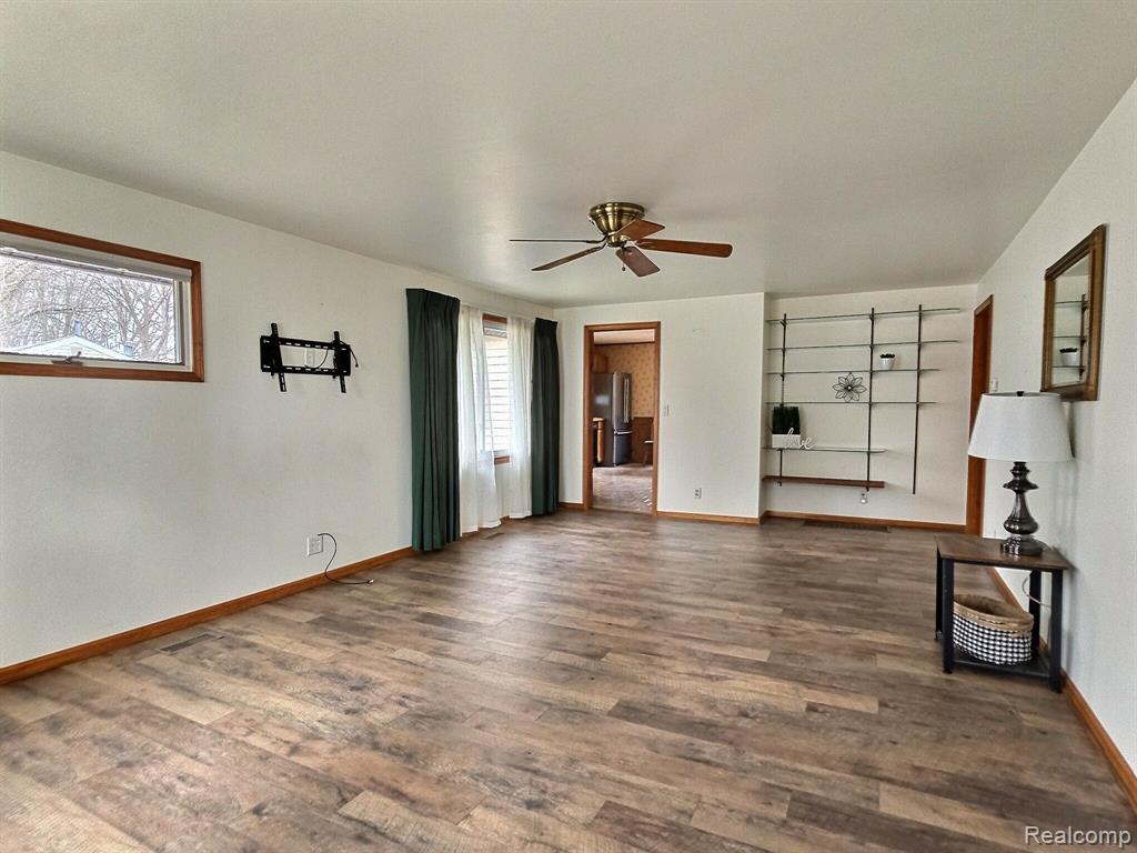 4322 SPRINGFIELD Street, Burton, MI 48509 — Photo 3