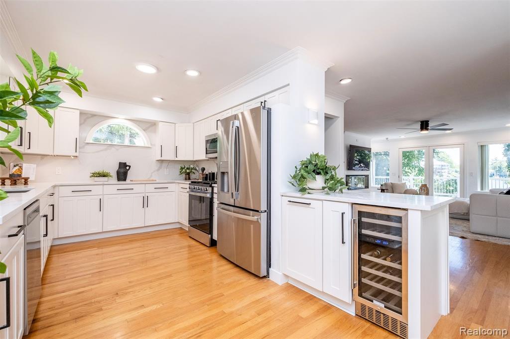 524 Fernhurst Court, Lake Orion, MI 48362 — Photo 4