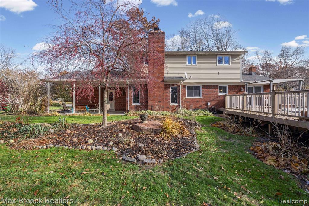 6335 Thorneycroft Drive, Shelby Twp, MI 48316 — Photo 39