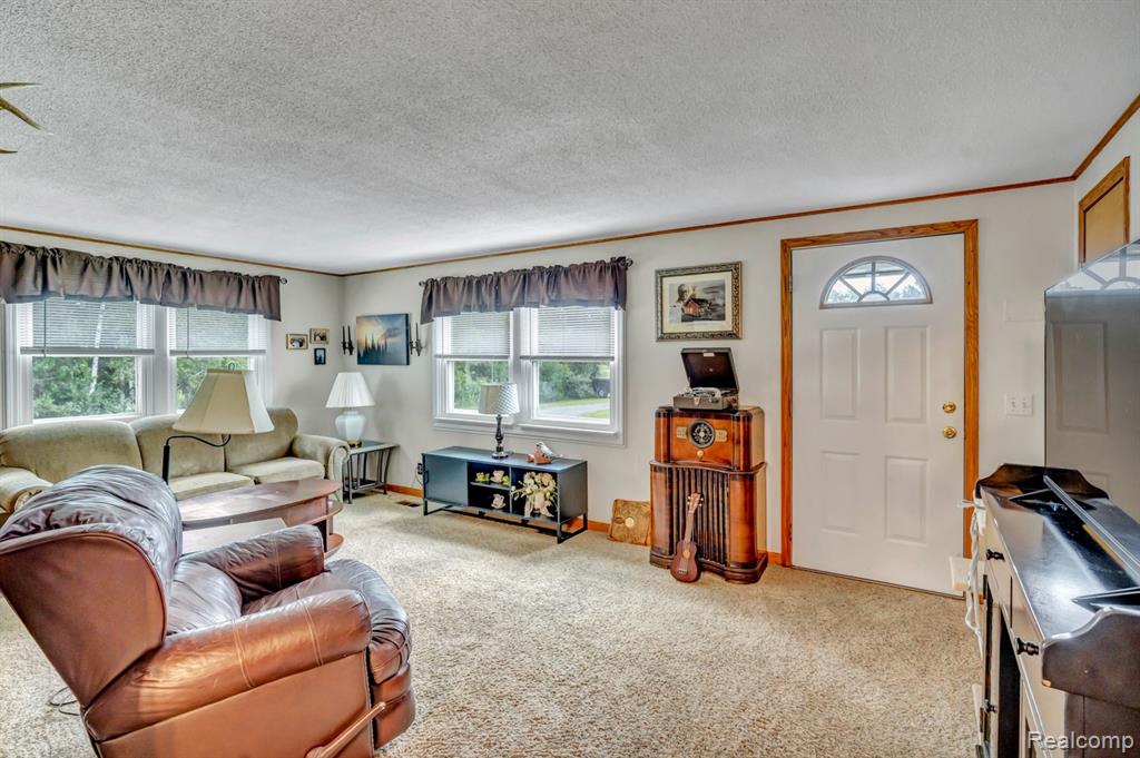 2204 S Van Dyke Road, Bad Axe, MI 48413 — Photo 12