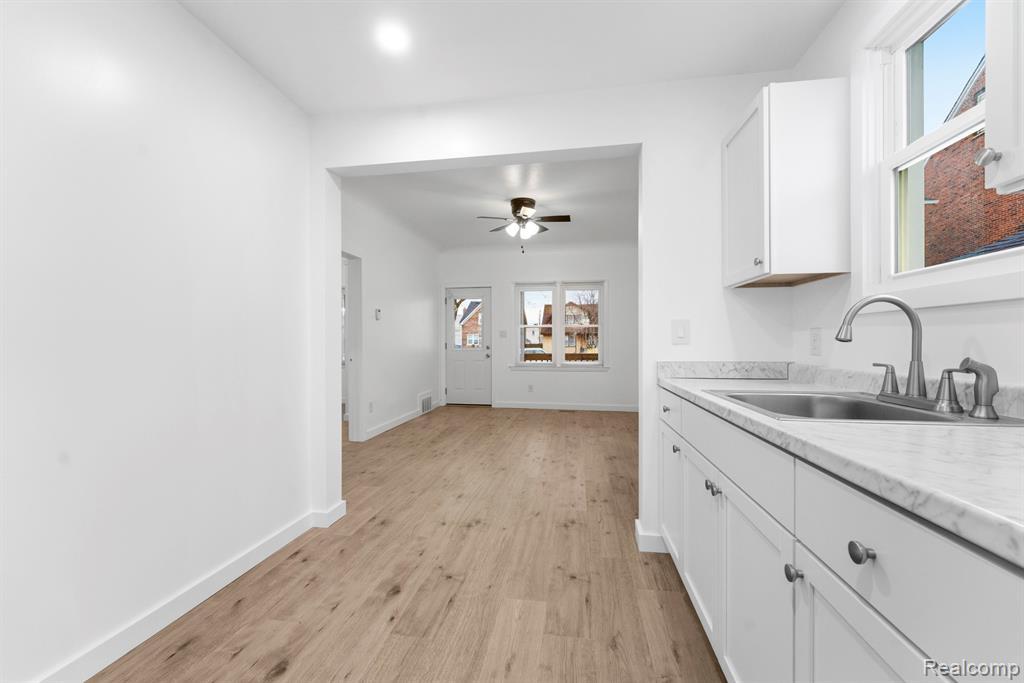 1710 Fort Park Boulevard, Lincoln Park, MI 48146 — Photo 9
