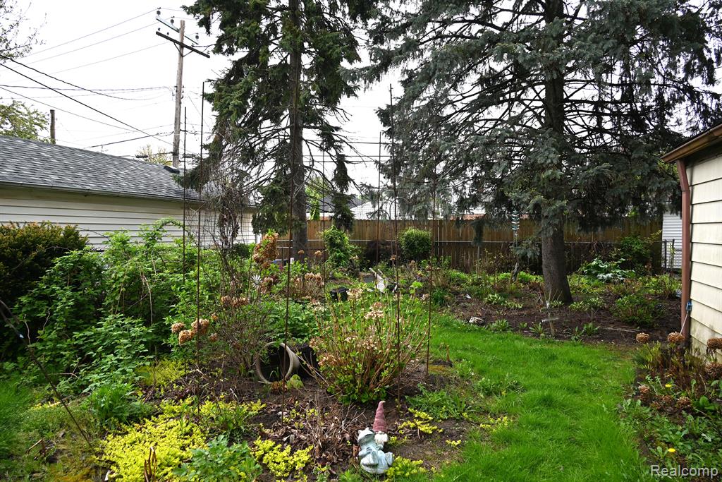 6625 NORWOOD Avenue, Allen Park, MI 48101 — Photo 4