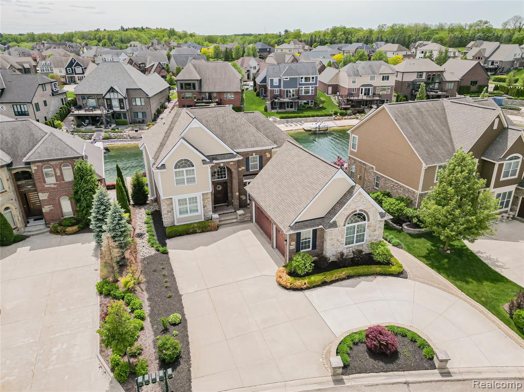 8439 Boulder Shores Drive, South Lyon, MI 48178 — Photo 70