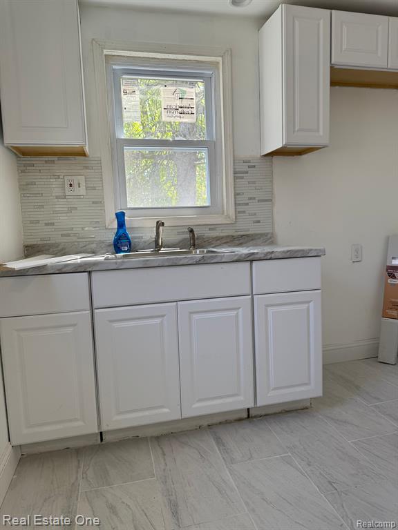 6365 LONGACRE Street, Detroit, MI 48228 — Photo 12